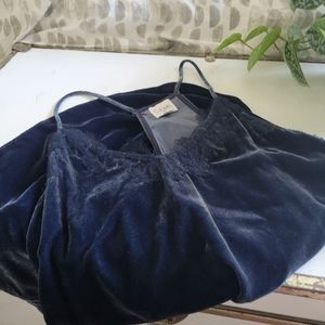 Cami NYC velvet tank size S